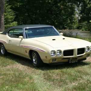 Meet your Posher, Charles